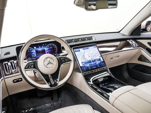 Used 2023 Mercedes-Benz S 500 4MATIC image 5