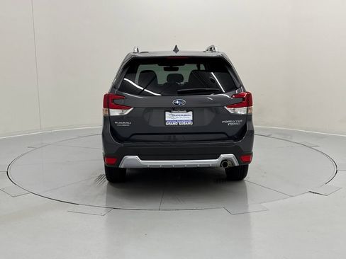 Used 2022 Subaru Forester Touring w/ Popular Package #2 image 4