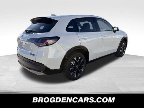 New 2026 Honda HR-V EX-L image 3