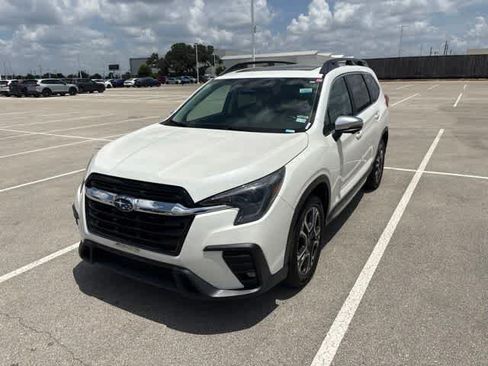 Used 2023 Subaru Ascent Limited w/ Technology Package AWD/4WD image 1