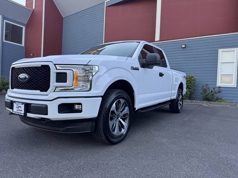 Used 2019 Ford F150 XL w/ Equipment Group 101A Mid AWD/4WD image 4