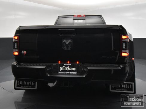 Used 2024 RAM 3500 Laramie w/ Night Edition AWD/4WD image 6