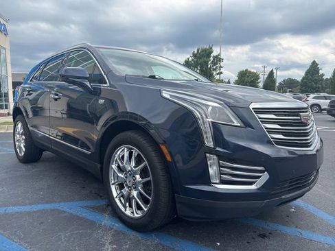 Used 2017 Cadillac XT5 Luxury w/ Driver Awareness Package FWD image 3