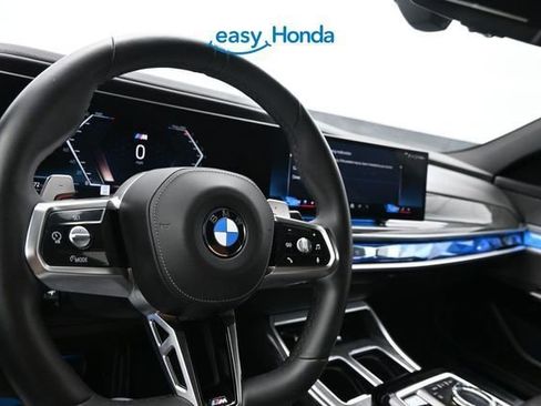 Used 2023 BMW 740i w/ Executive Package RWD image 10