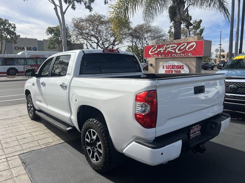 Used 2014 Toyota Tundra Limited w/ Limited Premium Package image 8