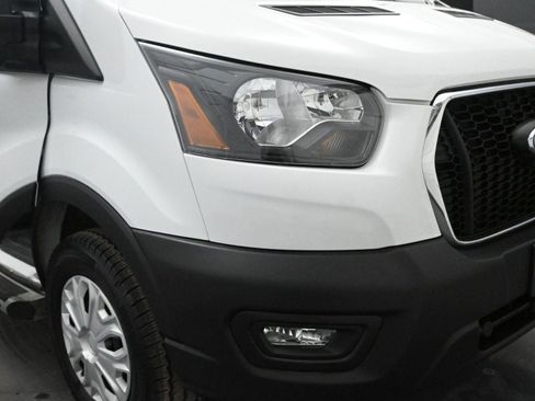 Used 2024 Ford Transit 250 Low Roof w/ Exterior Upgrade Package image 12