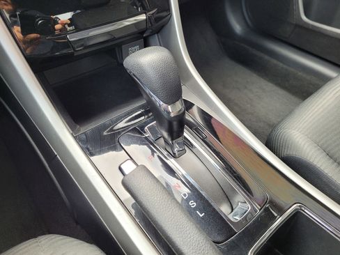 Used 2017 Honda Accord LX image 16