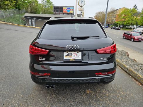 Used 2016 Audi Q3 2.0T Prestige w/ Prestige Package image 4