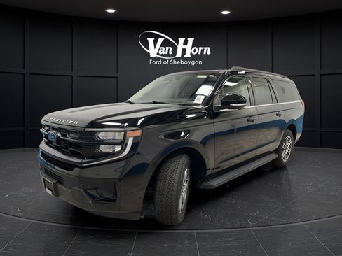 Certified 2025 Ford Expedition Max Active AWD/4WD image 3