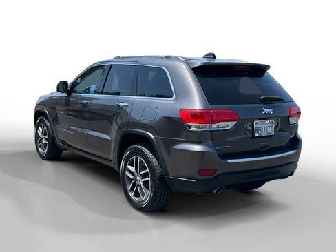 Used 2018 Jeep Grand Cherokee Limited RWD image 3