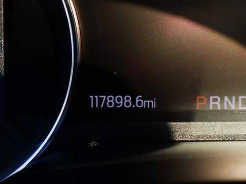 Used 2021 Ford F350 Lariat image 28