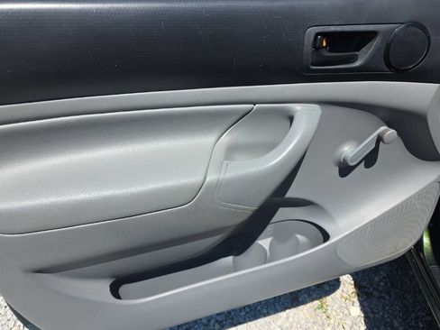 Used 2012 Toyota Tacoma 2WD Regular Cab image 13