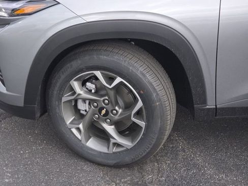 New 2026 Chevrolet Trax LT image 22
