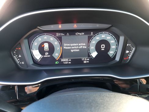 Used 2022 Audi Q3 2.0T Premium w/ Convenience Package image 12