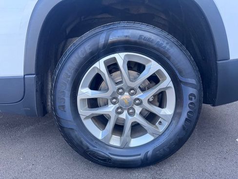 Used 2019 Chevrolet Traverse LT w/ LPO, Floor Liner Package AWD/4WD image 30