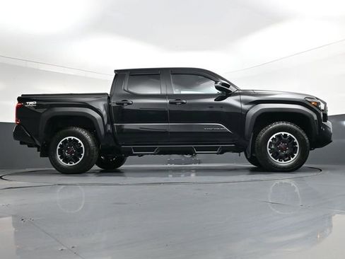 Used 2024 Toyota Tacoma TRD Off-Road w/ TRD Off Road Upgrade Package image 35