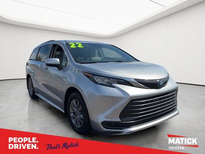 Used 2022 Toyota Sienna LE