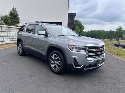 Certified 2023 GMC Acadia SLT w/ Preferred Package