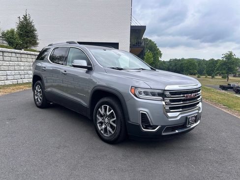 Certified 2023 GMC Acadia SLT w/ Preferred Package AWD/4WD image 1