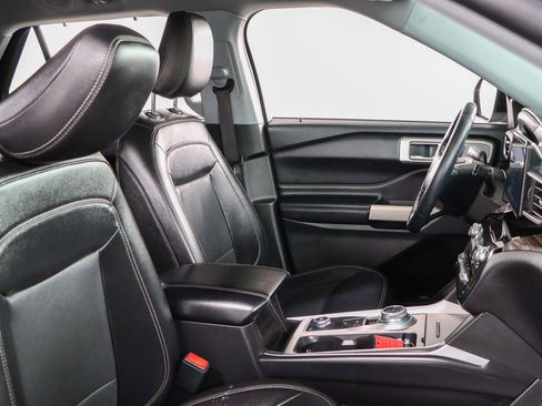 Used 2022 Ford Explorer Limited AWD/4WD image 27