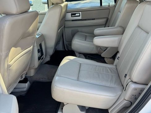 Used 2014 Ford Expedition Limited w/ Equipment Group 301A image 18