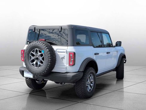 New 2025 Ford Bronco Badlands image 13