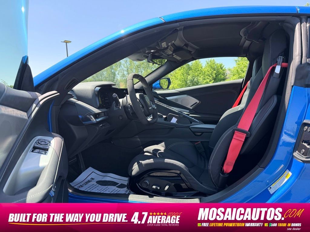 Used 2024 Chevrolet Corvette Stingray Preferred Cpe w/ Z51 Performance Package RWD image 9