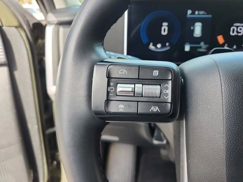 Certified 2025 Hyundai Santa Fe SEL image 13