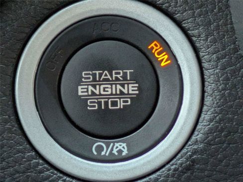 Certified 2023 RAM 1500 Big Horn image 29