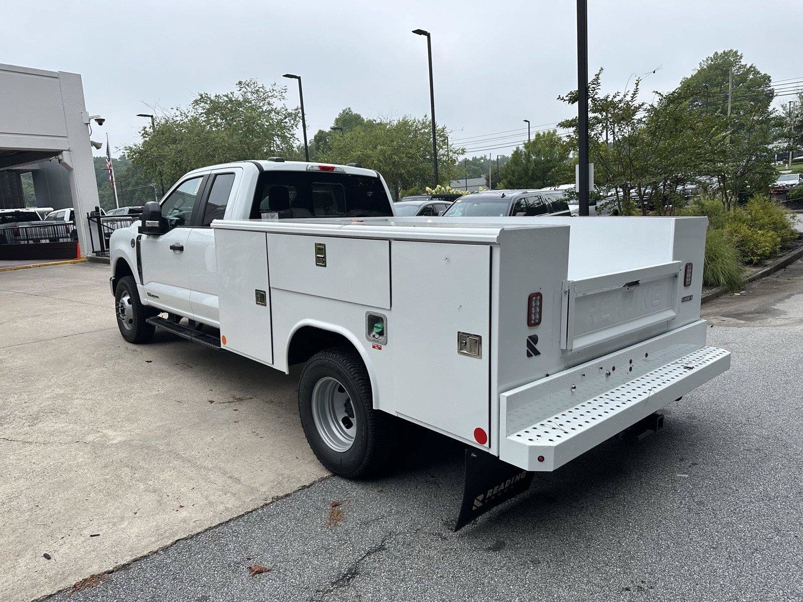 New 2025 Ford F350 XL w/ XL Chrome Package AWD/4WD image 5