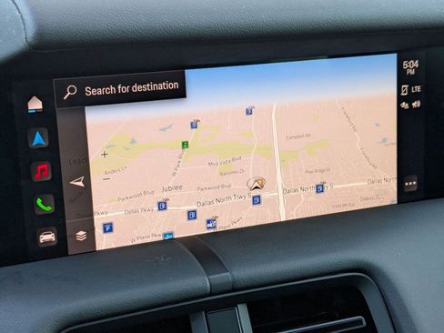 Used 2021 Porsche Taycan image 18