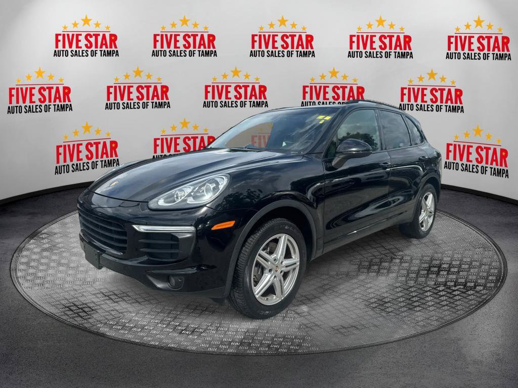 Used 2016 Porsche Cayenne w/ Premium Package AWD/4WD image 3
