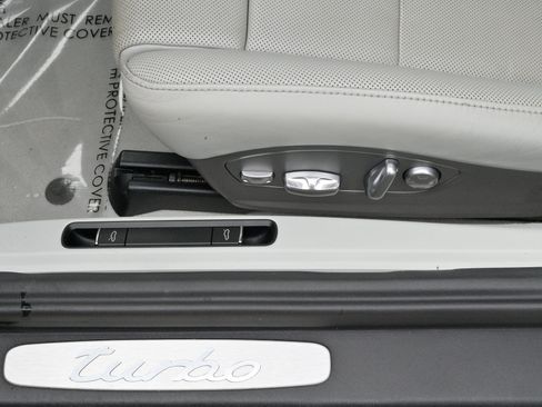 Used 2015 Porsche 911 Turbo image 18