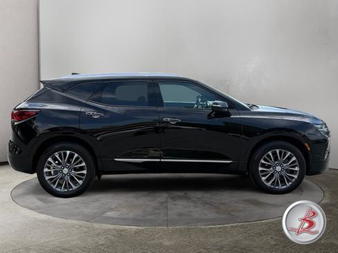 Used 2020 Chevrolet Blazer Premier w/ Driver Confidence II Package FWD image 8