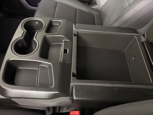 Used 2025 Chevrolet Silverado 1500 Custom image 38