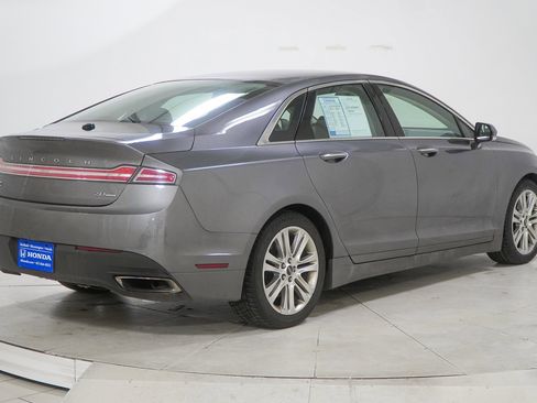 Used 2014 Lincoln MKZ image 10