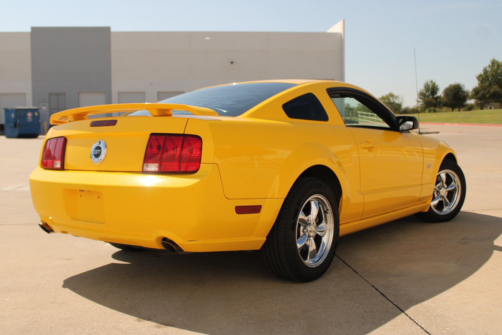 Used 2005 Ford Mustang GT RWD image 22