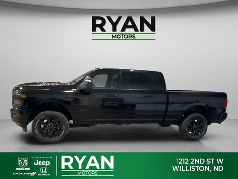 New 2026 RAM 2500 Laramie AWD/4WD image 7