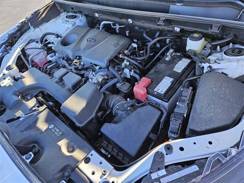 Used 2024 Toyota RAV4 XLE image 18