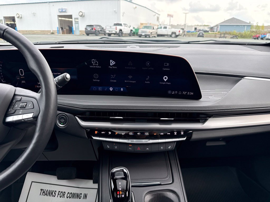Used 2025 Cadillac XT4 Premium Luxury AWD/4WD image 17