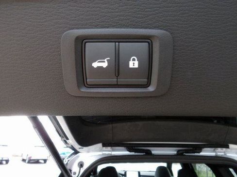 New 2025 Mitsubishi Outlander SEL Black Edition image 11