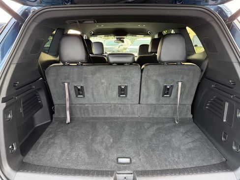 Used 2025 Buick Enclave Preferred image 13