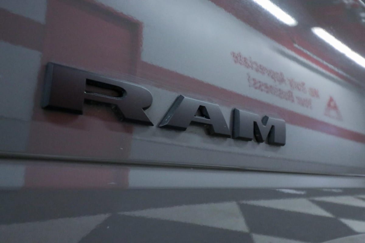 Used 2025 RAM 2500 Laramie w/ Night Edition AWD/4WD image 40