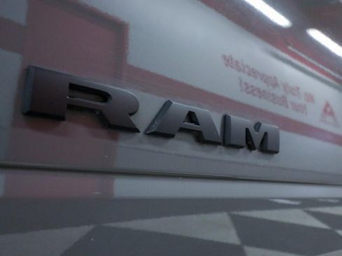 Used 2025 RAM 2500 Laramie w/ Night Edition AWD/4WD image 40