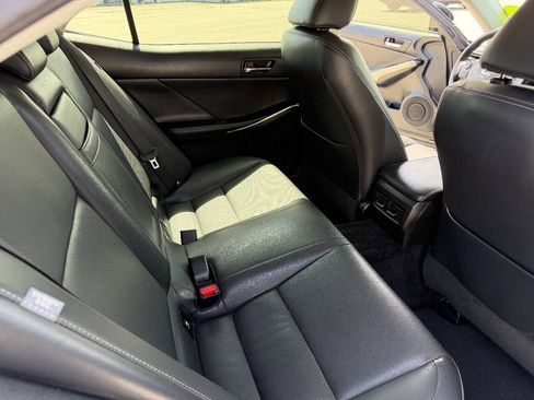 Used 2014 Lexus IS 250 AWD w/ Navigation Package image 10
