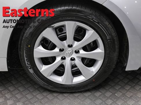 Used 2024 Toyota Corolla LE FWD image 30