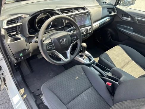 Used 2018 Honda Fit EX image 2