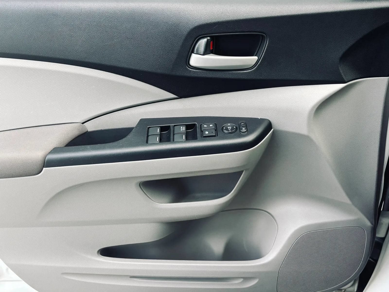 Used 2014 Honda CR-V LX image 24