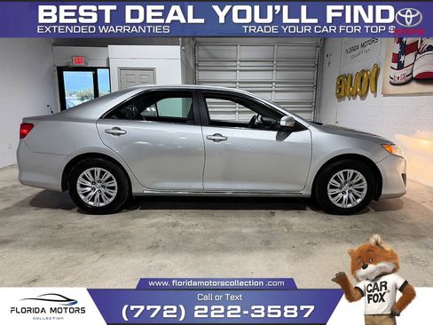 Used 2012 Toyota Camry LE FWD image 4