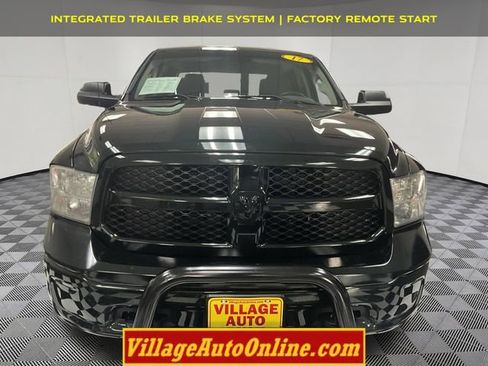 Used 2017 RAM 1500 4x4 Crew Cab image 6